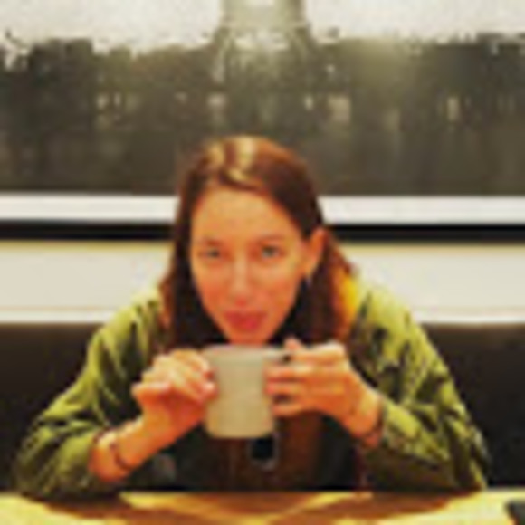 Meet your Posher, Pauline - Picture 1 of 1